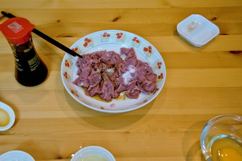 marinate the beef with baking soda