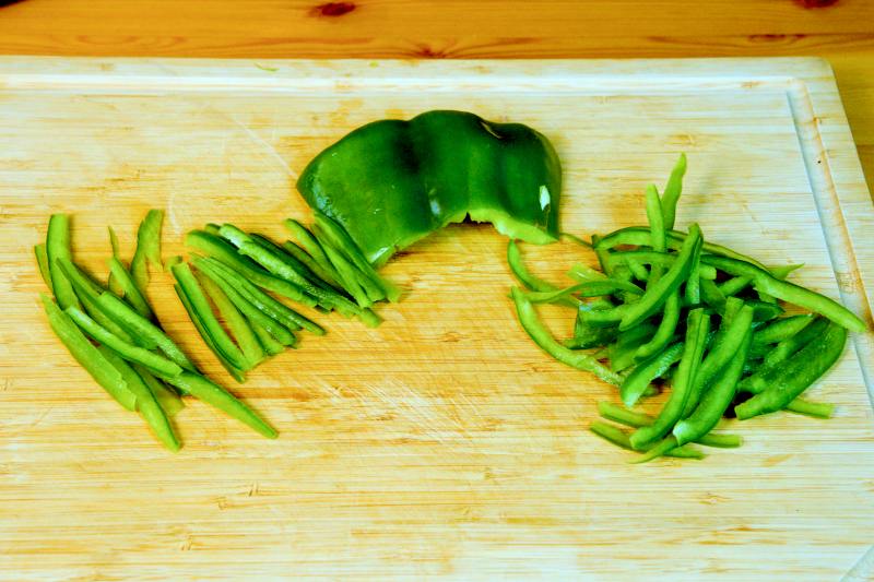 Sliced bell pepper