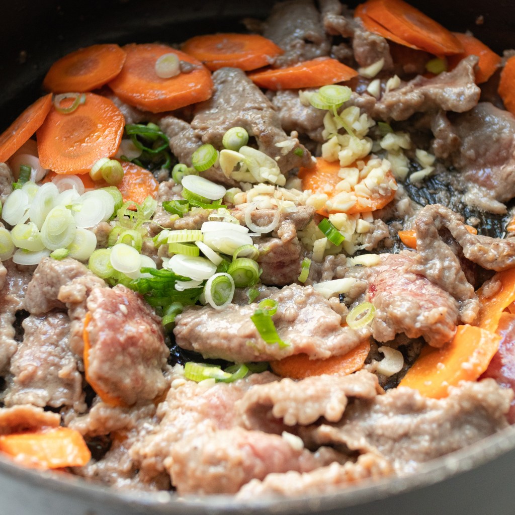 How to Make it: Beef Cabbage & Carrot Stir Fry (Thịt Bò Xào Bắp Cải Cà Rốt)