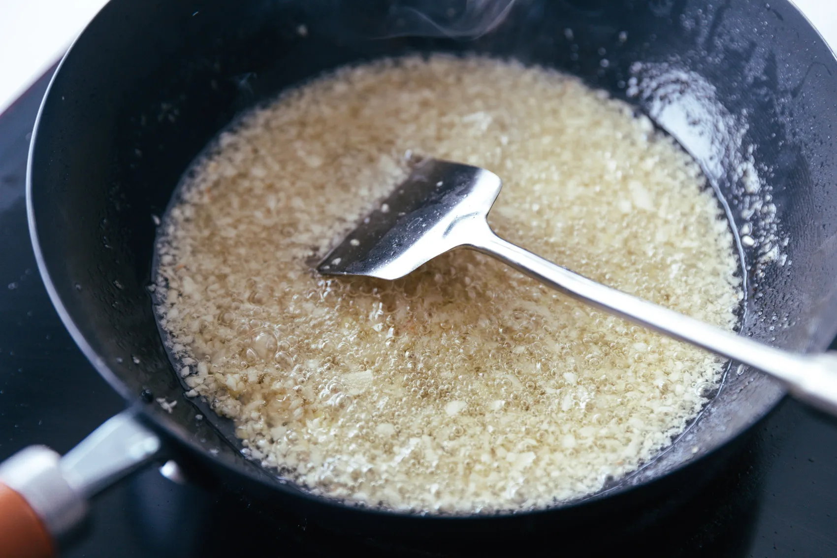 Chinese garlic chili sauce
