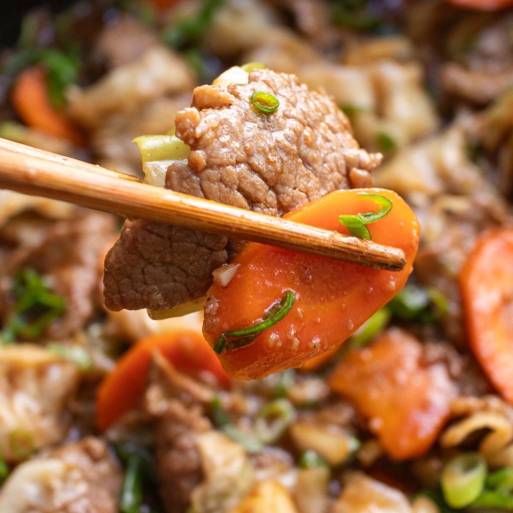 Beef Stir-Fry with Cabbage and Carrots